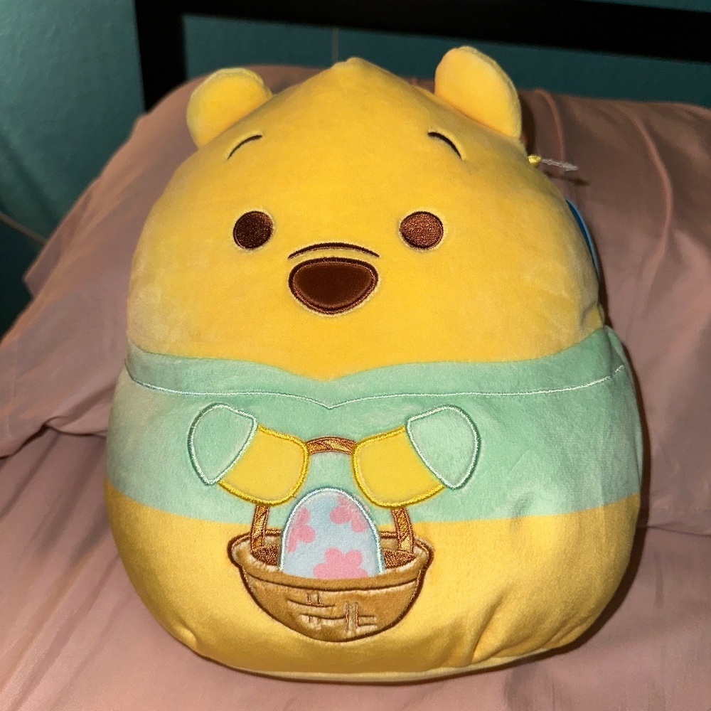 Squishmallow Disney Winnie the Pooh Easter